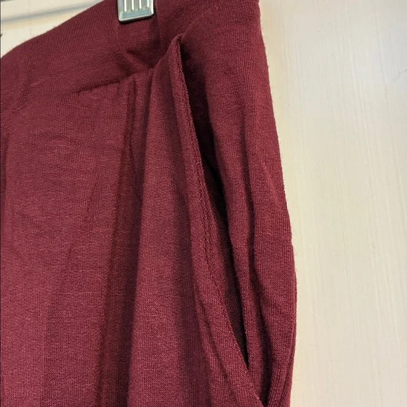 NWOT Soma SUNDAY V- Neck Top and Pants - Picture 3 of 4